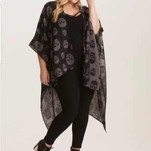 Skull poncho/shawl